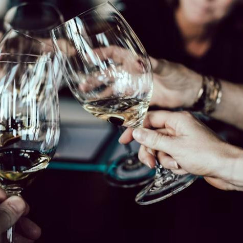 How to Hold a Wine Glass: Your Guide to Wine Enjoyment