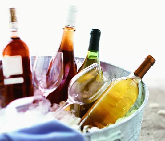 7 Quick Ways to Chill Wine Fast